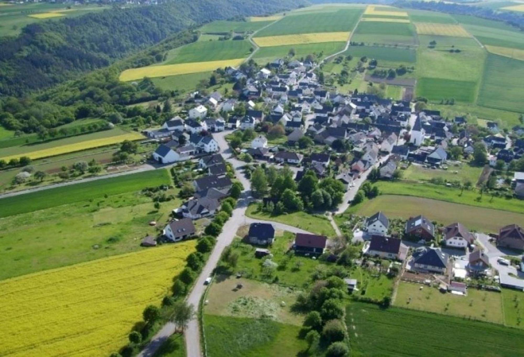 Auf Dem Rheinsteig Apartment Lierschied Bagian luar foto